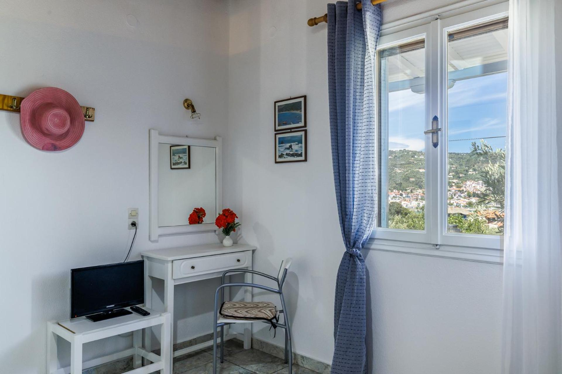Anesis Apartment 2 Fireplace Skopelos stad Exteriör bild